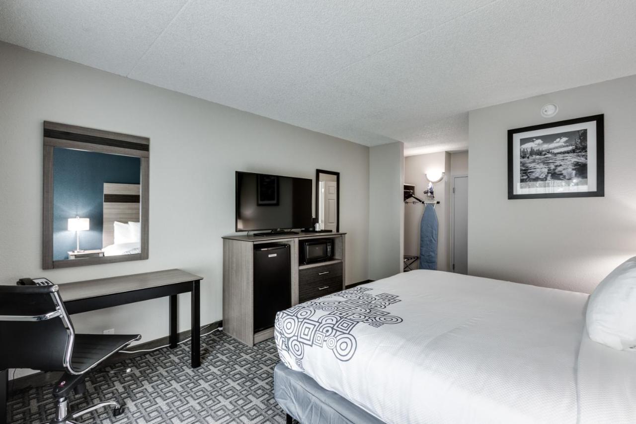 Days Inn & Suites By Wyndham Spokane Eksteriør billede